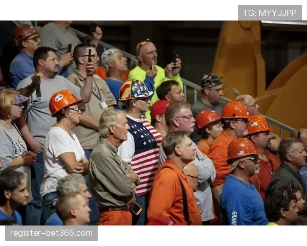 沙迦硬碰利,雅得新月,实力差距战,雪缘园足球比分,雪缘园比分官网,雪缘园体育,雪缘园网页版,雪缘园app下载电脑版